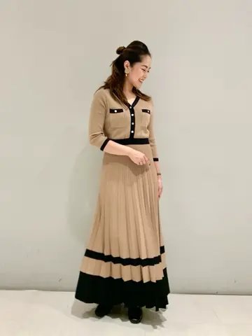 ORIGINATED IN GRACE CONTINENTAL 小笠原　春菜 コーディネート画像