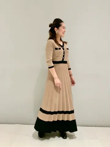 ORIGINATED IN GRACE CONTINENTAL 小笠原　春菜 コーディネート画像