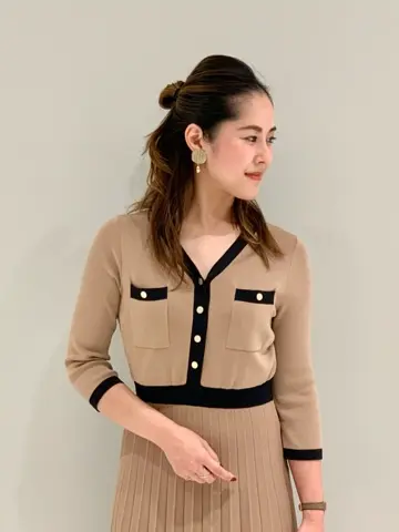 ORIGINATED IN GRACE CONTINENTAL 小笠原　春菜 コーディネート画像