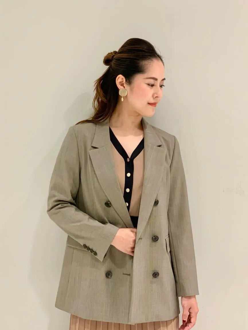 ORIGINATED IN GRACE CONTINENTAL 小笠原　春菜 コーディネート画像