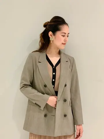 ORIGINATED IN GRACE CONTINENTAL 小笠原　春菜 コーディネート画像