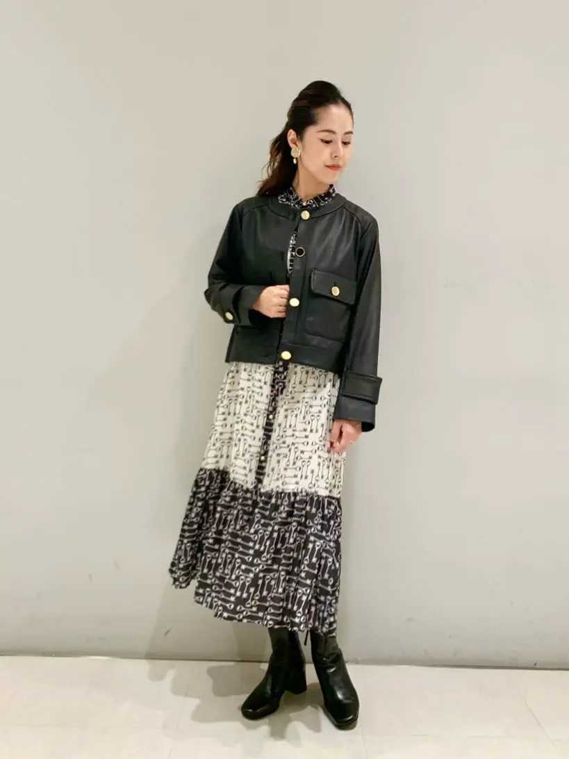 ORIGINATED IN GRACE CONTINENTAL 小笠原　春菜 コーディネート画像