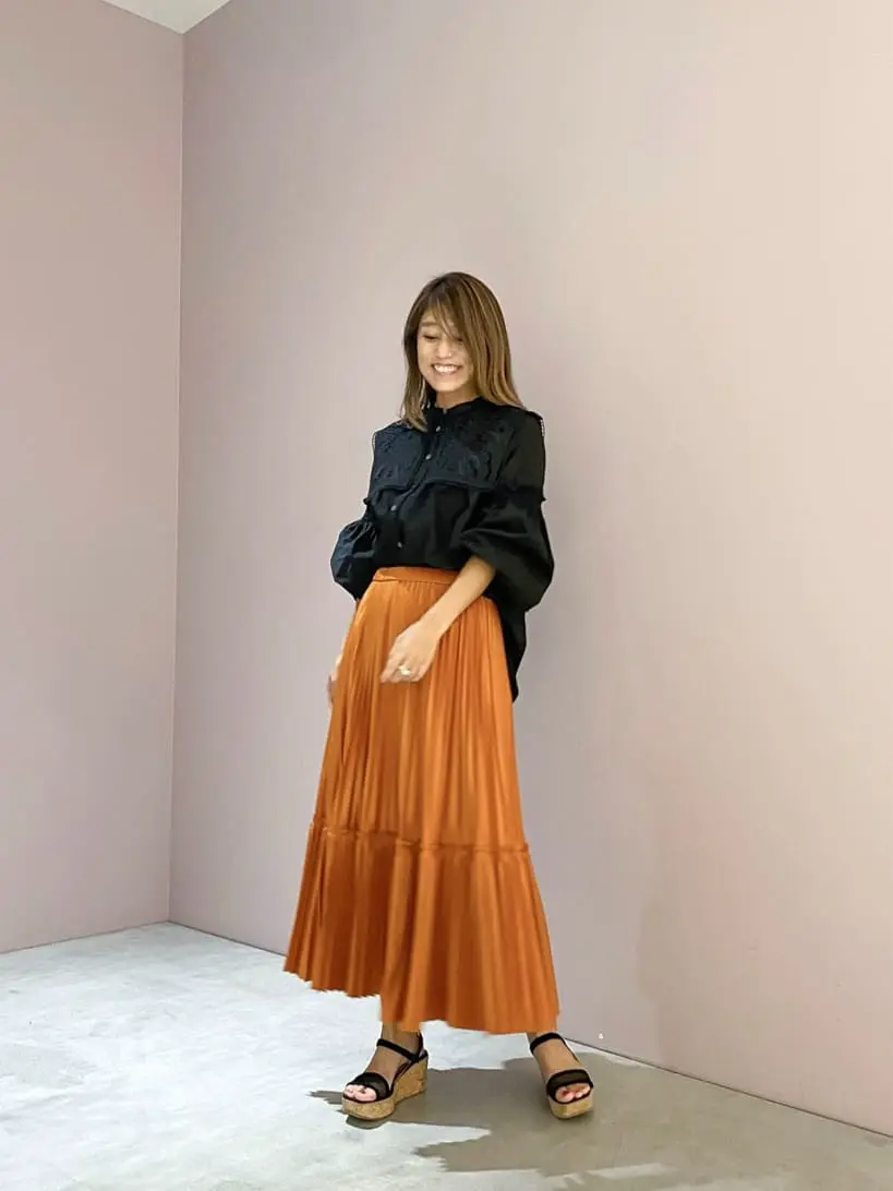 ORIGINATED IN GRACE CONTINENTAL yukimi yonee コーディネート画像