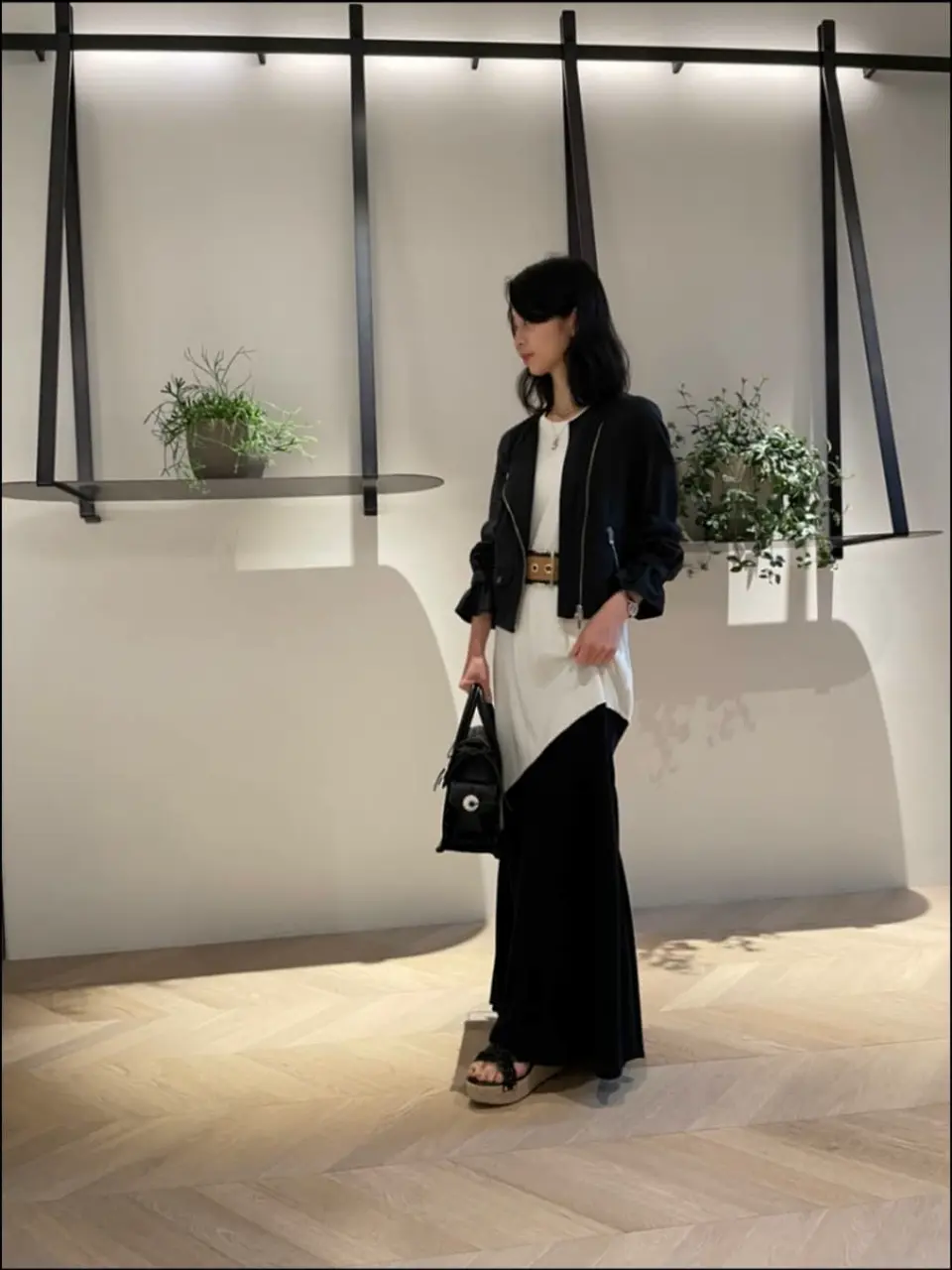 ORIGINATED IN GRACE CONTINENTAL yuri コーディネート画像