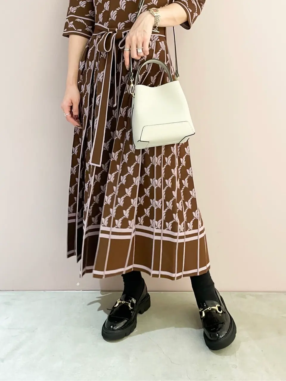 ORIGINATED IN GRACE CONTINENTAL Yuuki NOZAWA コーディネート画像