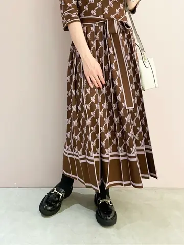 ORIGINATED IN GRACE CONTINENTAL Yuuki NOZAWA コーディネート画像