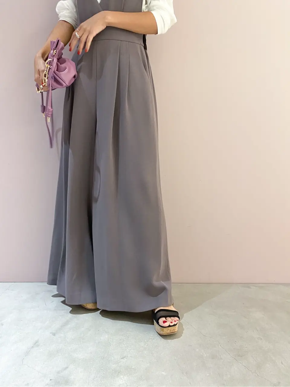 ORIGINATED IN GRACE CONTINENTAL yukimi yonee コーディネート画像