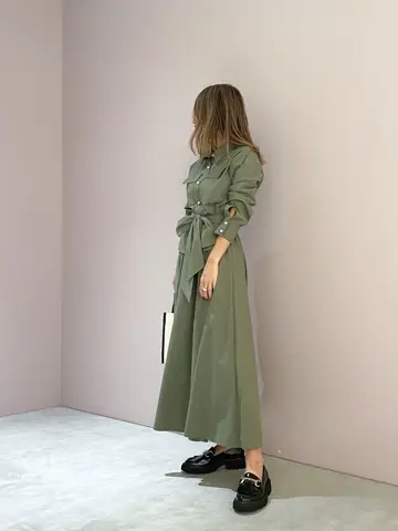 ORIGINATED IN GRACE CONTINENTAL yukimi yonee コーディネート画像