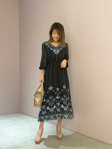 ORIGINATED IN GRACE CONTINENTAL yukimi yonee コーディネート画像