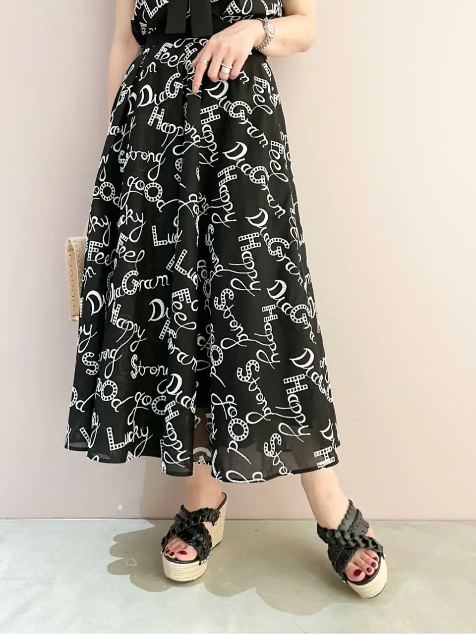 ORIGINATED IN GRACE CONTINENTAL Yuuki NOZAWA コーディネート画像