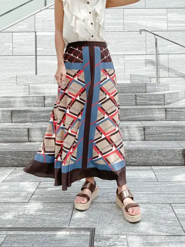 ORIGINATED IN GRACE CONTINENTAL yukimi yonee コーディネート画像