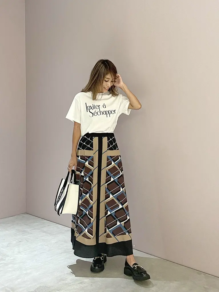 ORIGINATED IN GRACE CONTINENTAL yukimi yonee コーディネート画像