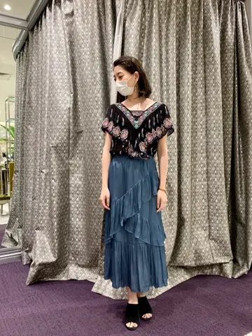 ORIGINATED IN GRACE CONTINENTAL eri コーディネート画像