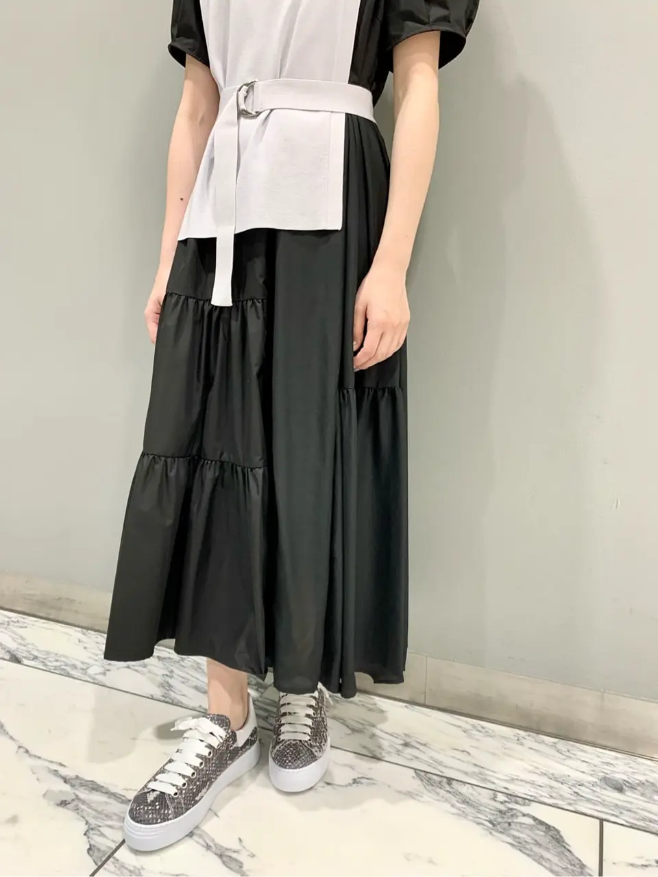 ORIGINATED IN GRACE CONTINENTAL eri コーディネート画像