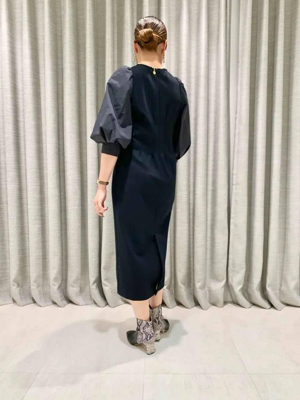 ORIGINATED IN GRACE CONTINENTAL 小笠原　春菜 コーディネート画像