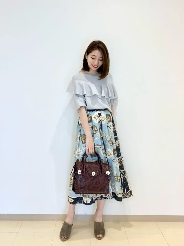 ORIGINATED IN GRACE CONTINENTAL eri コーディネート画像