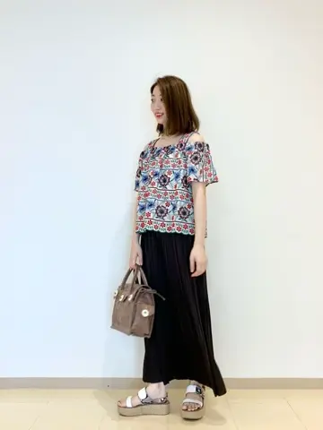 ORIGINATED IN GRACE CONTINENTAL eri コーディネート画像