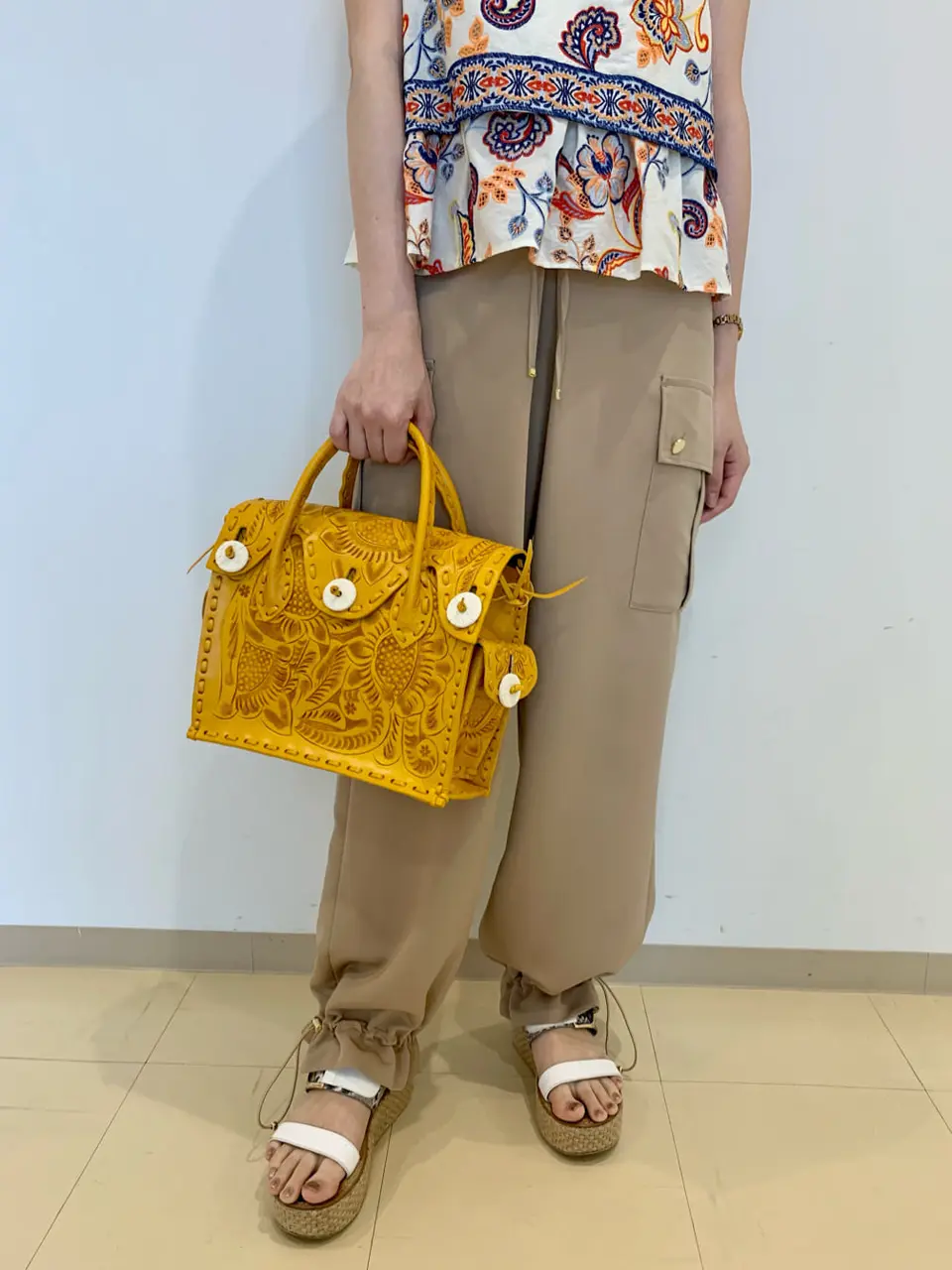 ORIGINATED IN GRACE CONTINENTAL eri コーディネート画像