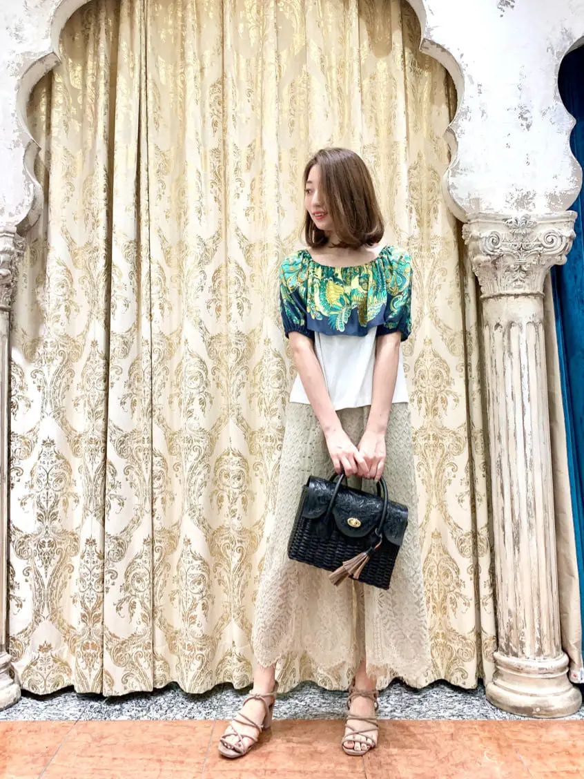 ORIGINATED IN GRACE CONTINENTAL eri コーディネート画像