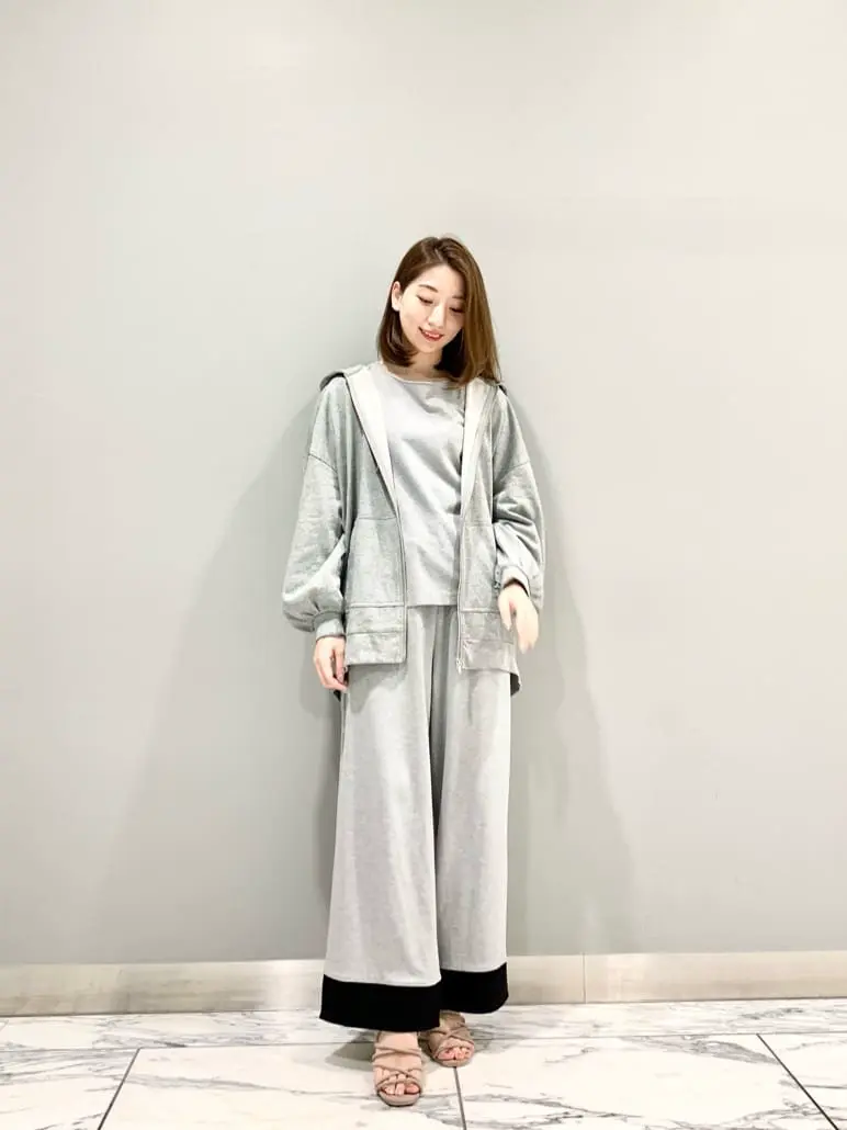 ORIGINATED IN GRACE CONTINENTAL eri コーディネート画像