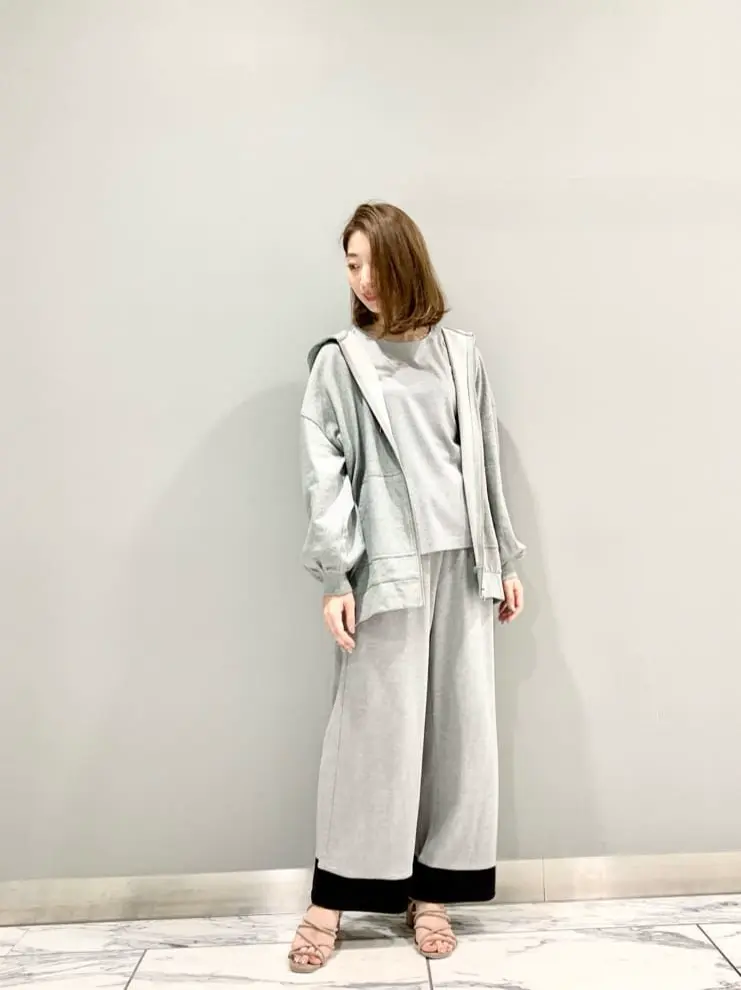 ORIGINATED IN GRACE CONTINENTAL eri コーディネート画像