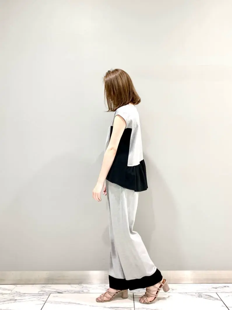 ORIGINATED IN GRACE CONTINENTAL eri コーディネート画像