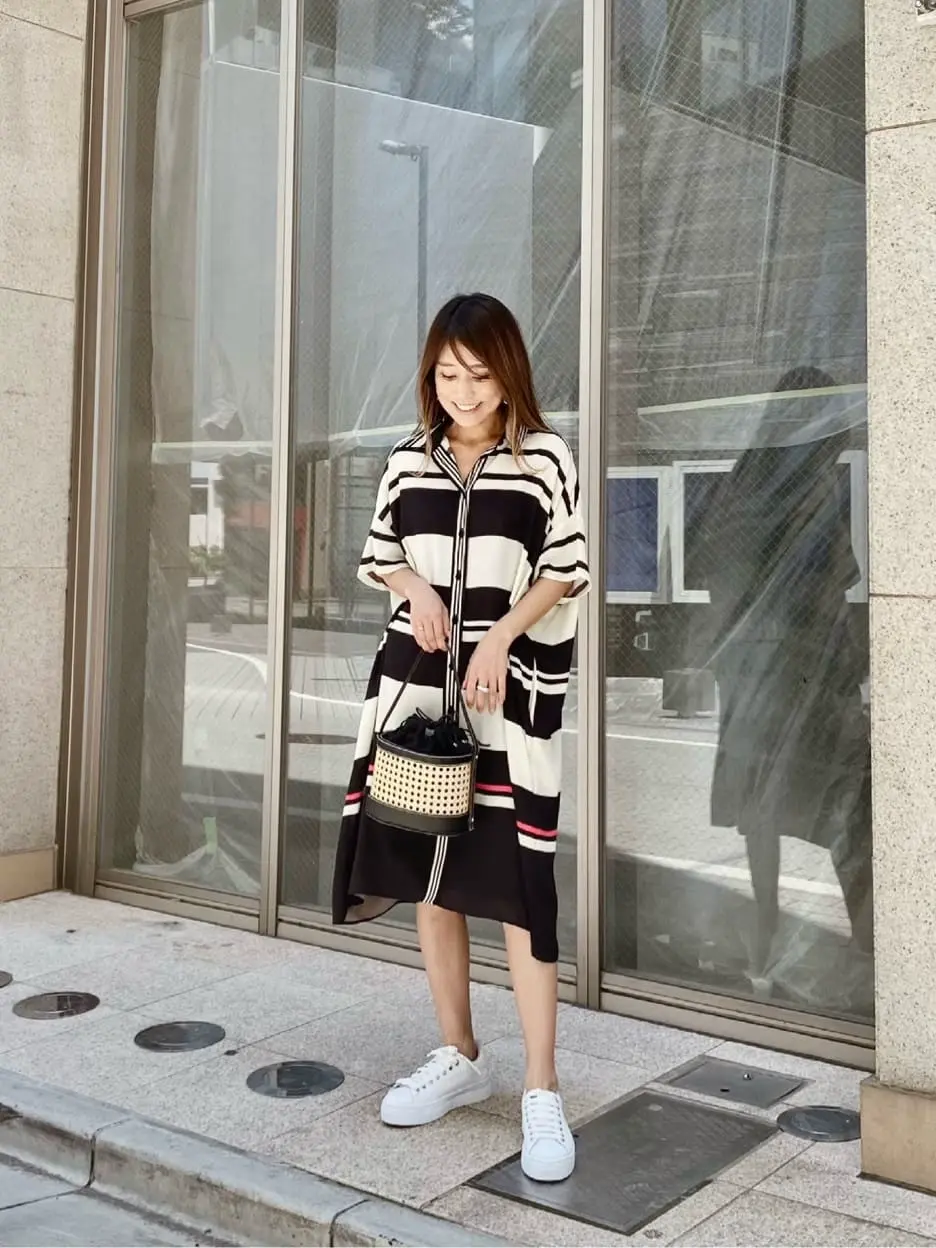 ORIGINATED IN GRACE CONTINENTAL yukimi yonee コーディネート画像