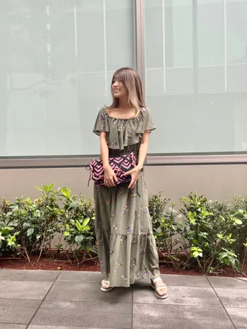 ORIGINATED IN GRACE CONTINENTAL yukimi yonee コーディネート画像