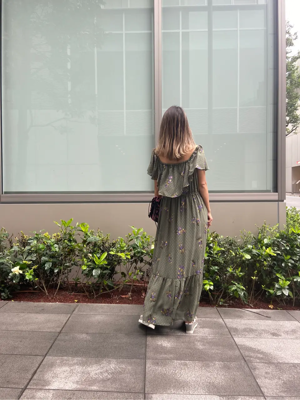 ORIGINATED IN GRACE CONTINENTAL yukimi yonee コーディネート画像