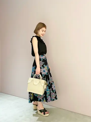 ORIGINATED IN GRACE CONTINENTAL Yuuki NOZAWA コーディネート画像