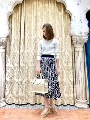 ORIGINATED IN GRACE CONTINENTAL eri コーディネート画像