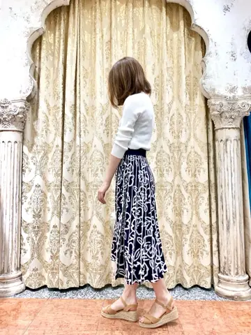 ORIGINATED IN GRACE CONTINENTAL eri コーディネート画像