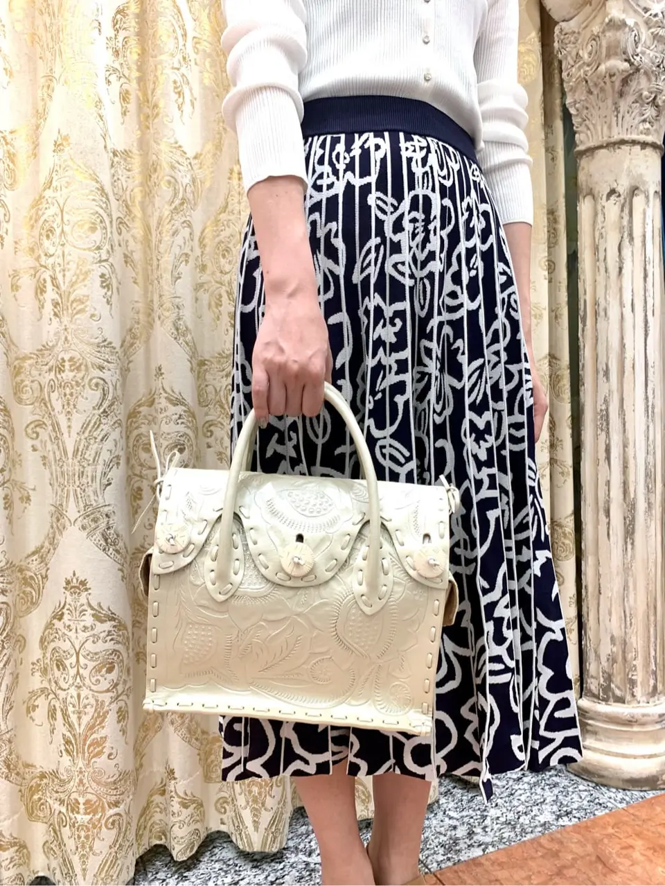 ORIGINATED IN GRACE CONTINENTAL eri コーディネート画像