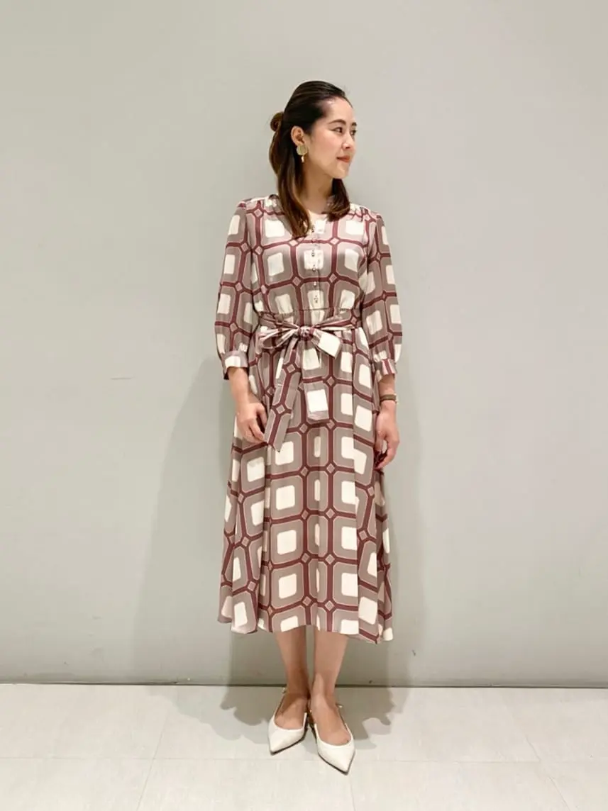 ORIGINATED IN GRACE CONTINENTAL 小笠原　春菜 コーディネート画像