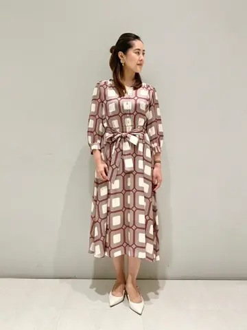 ORIGINATED IN GRACE CONTINENTAL 小笠原　春菜 コーディネート画像