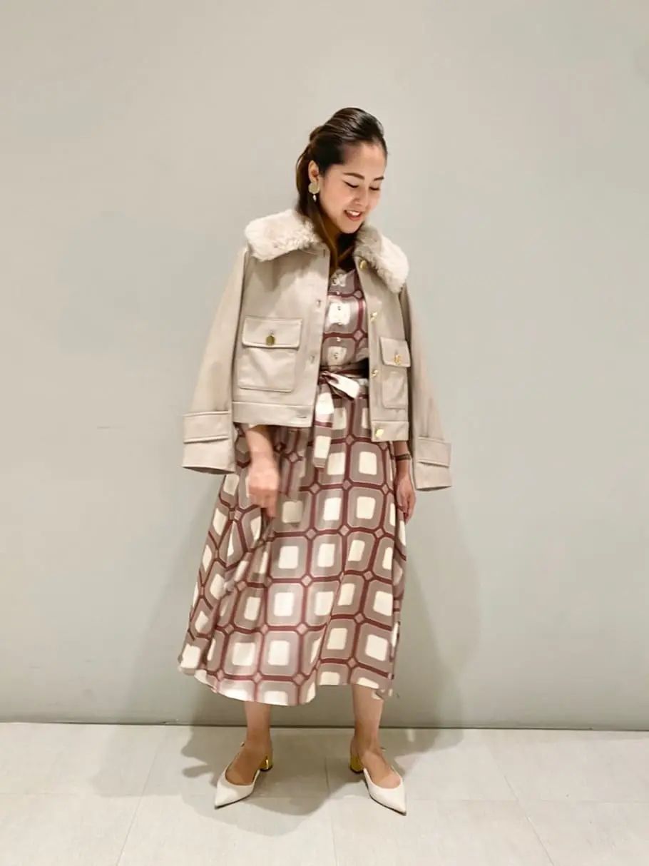 ORIGINATED IN GRACE CONTINENTAL 小笠原　春菜 コーディネート画像