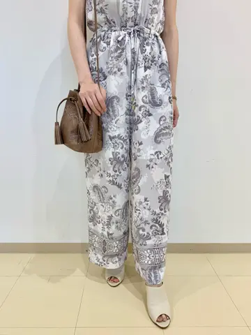 ORIGINATED IN GRACE CONTINENTAL eri コーディネート画像