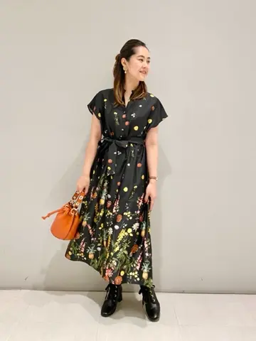 ORIGINATED IN GRACE CONTINENTAL 小笠原　春菜 コーディネート画像