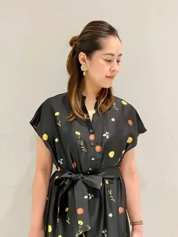 ORIGINATED IN GRACE CONTINENTAL 小笠原　春菜 コーディネート画像