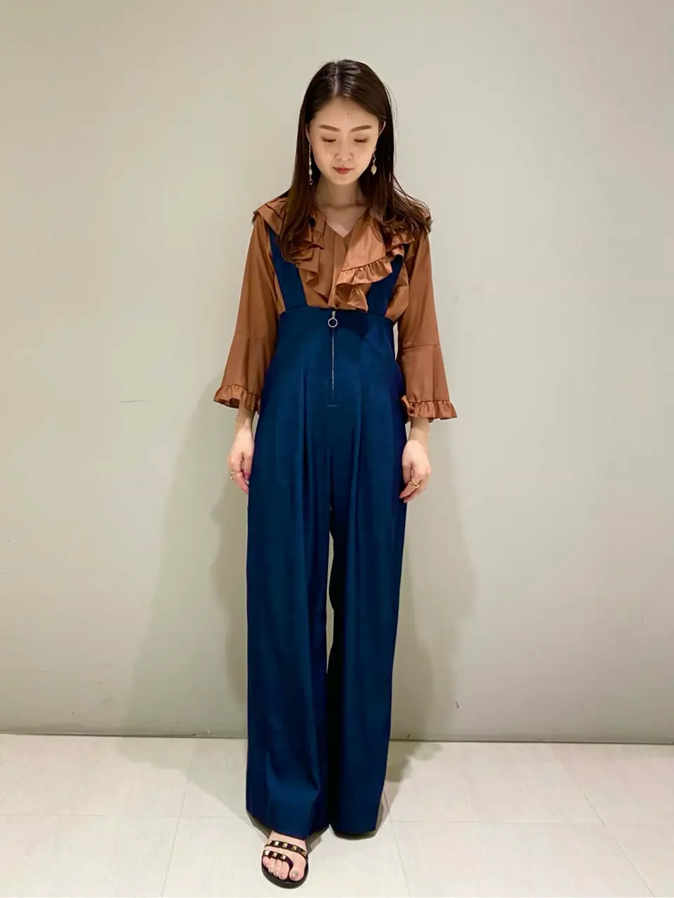 ORIGINATED IN GRACE CONTINENTAL saki コーディネート画像