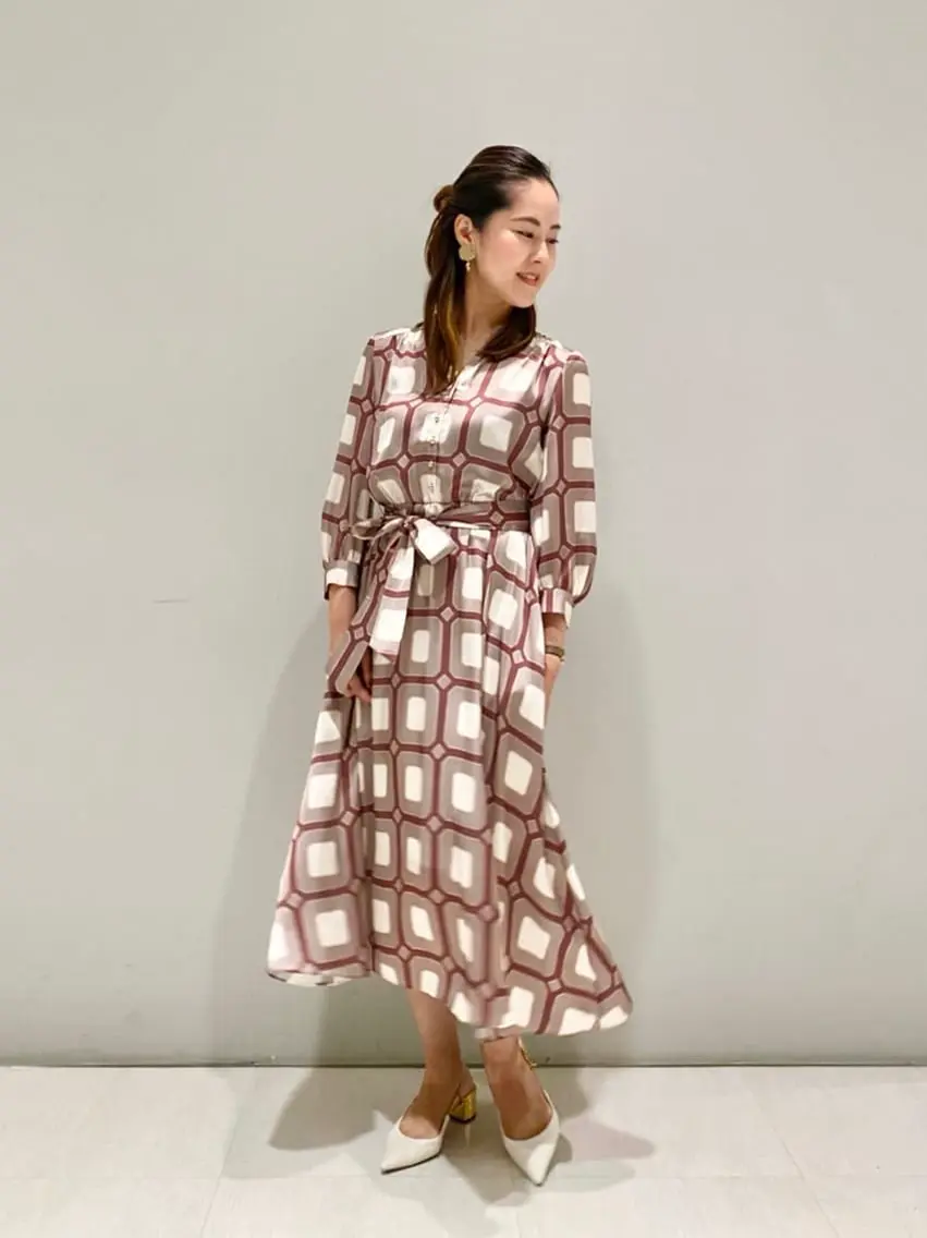 ORIGINATED IN GRACE CONTINENTAL 小笠原　春菜 コーディネート画像