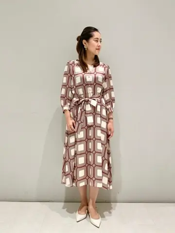 ORIGINATED IN GRACE CONTINENTAL 小笠原　春菜 コーディネート画像