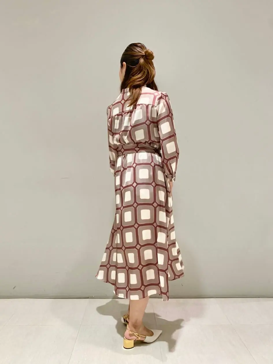 ORIGINATED IN GRACE CONTINENTAL 小笠原　春菜 コーディネート画像