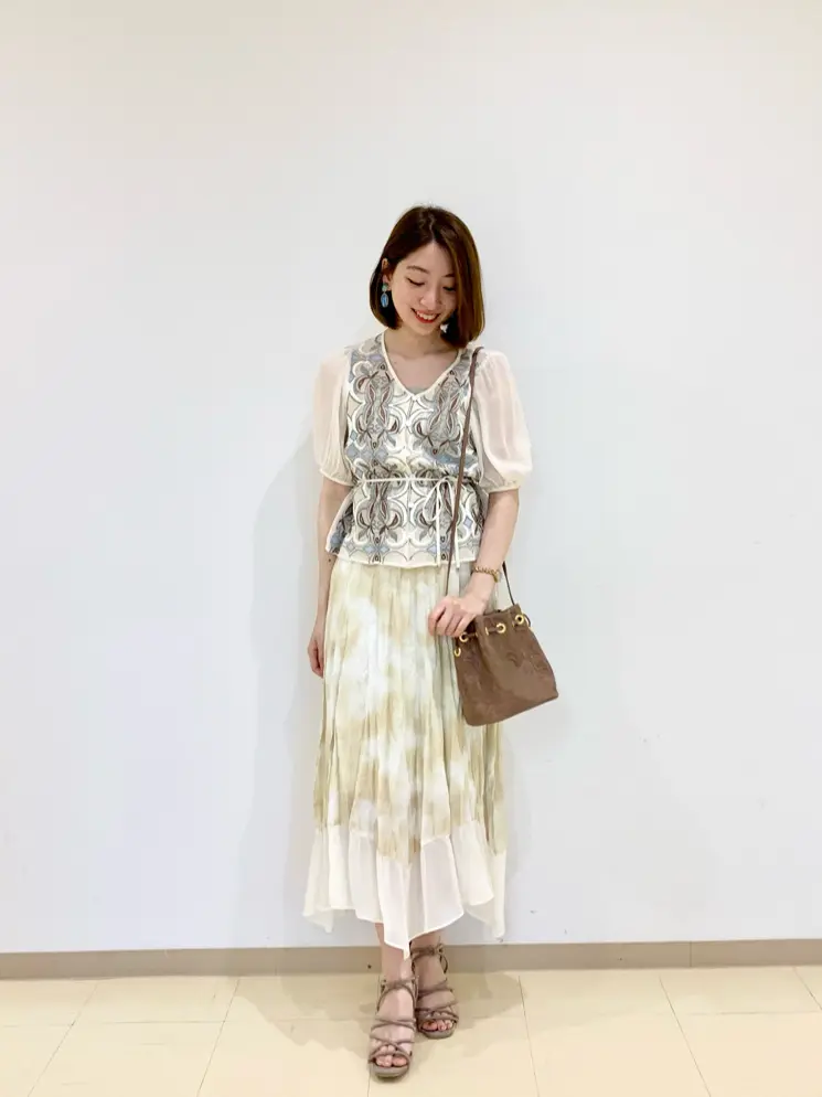 ORIGINATED IN GRACE CONTINENTAL eri コーディネート画像