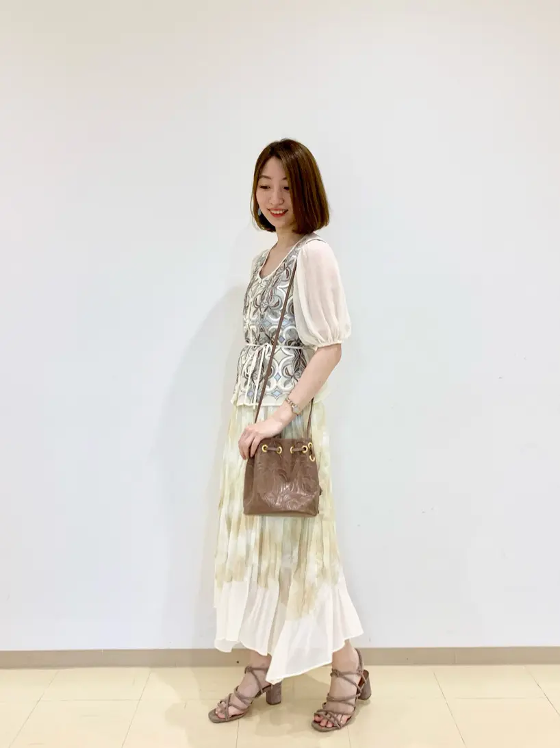 ORIGINATED IN GRACE CONTINENTAL eri コーディネート画像