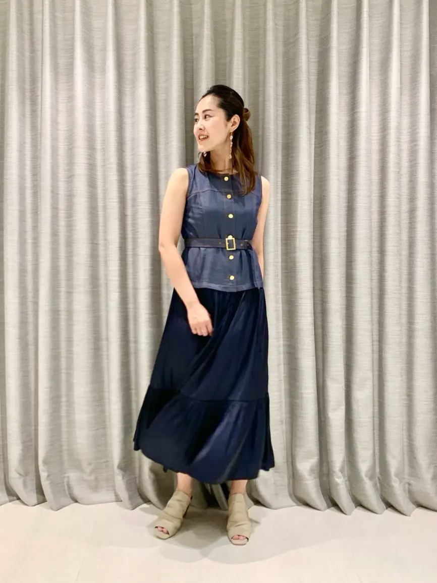 ORIGINATED IN GRACE CONTINENTAL 小笠原　春菜 コーディネート画像