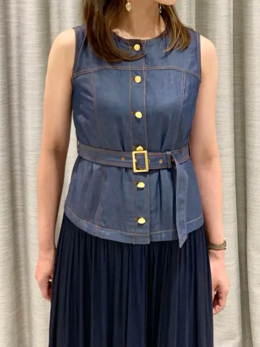 ORIGINATED IN GRACE CONTINENTAL 小笠原　春菜 コーディネート画像