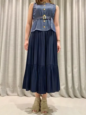 ORIGINATED IN GRACE CONTINENTAL 小笠原　春菜 コーディネート画像