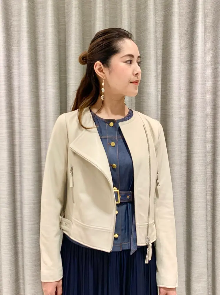 ORIGINATED IN GRACE CONTINENTAL 小笠原　春菜 コーディネート画像