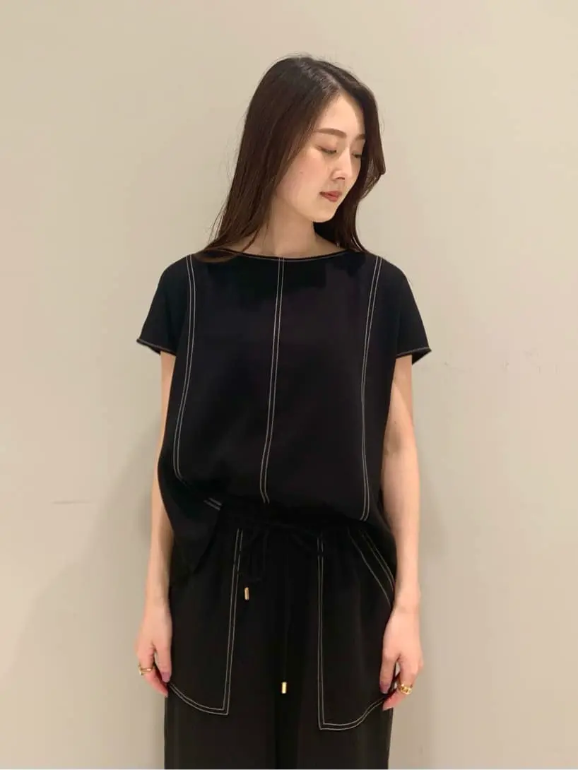 ORIGINATED IN GRACE CONTINENTAL saki コーディネート画像